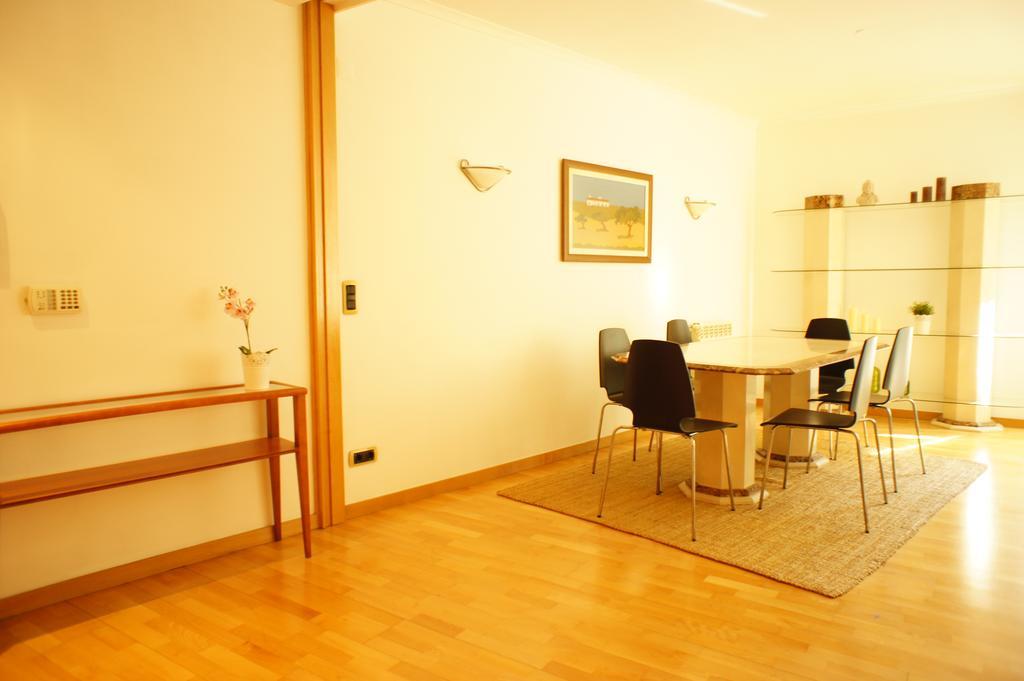 Modern Apartment Near The Bridge Lizbona Zewnętrze zdjęcie