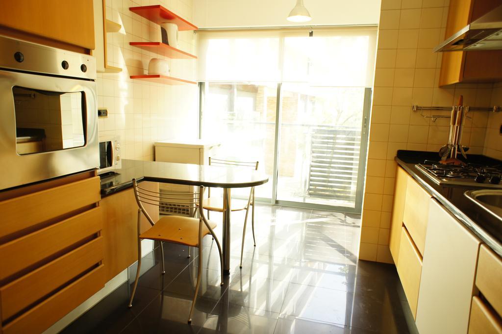 Modern Apartment Near The Bridge Lizbona Zewnętrze zdjęcie